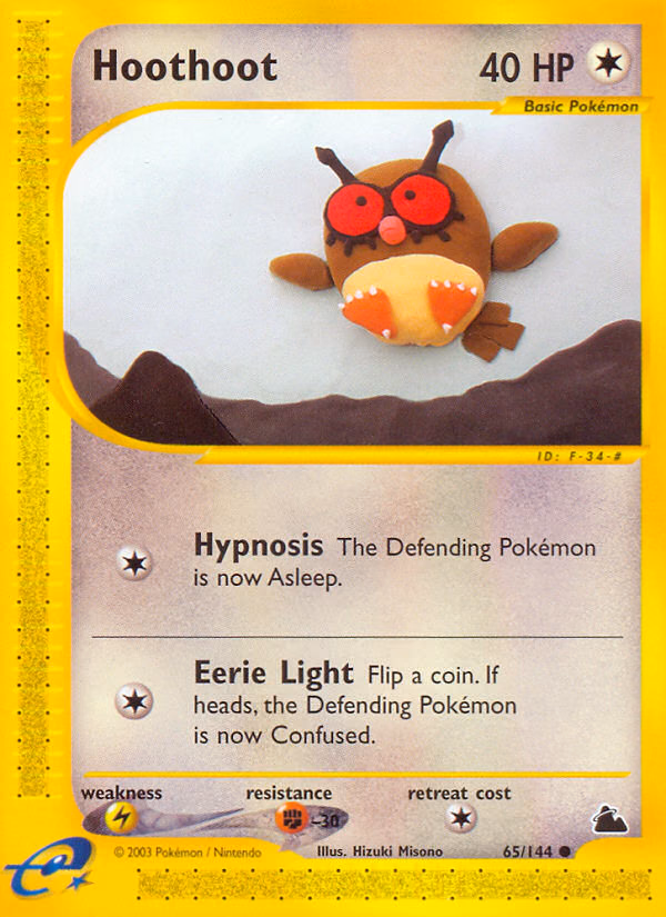 Hoothoot Pokemon card (65/144, Skyridge)